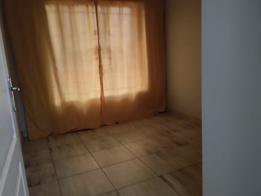 To Let 3 Bedroom Property for Rent in Tlhabane West North West